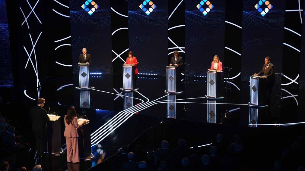 Los candidatos reajustaron sus estrategias para el segundo debate presidencial (Télam).