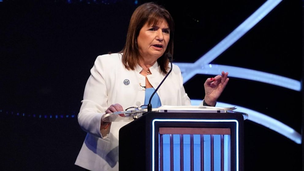 Patricia Bullrich realizó dos denuncias contra Javier Milei por acusarla de poner bombas en jardines de infantes.