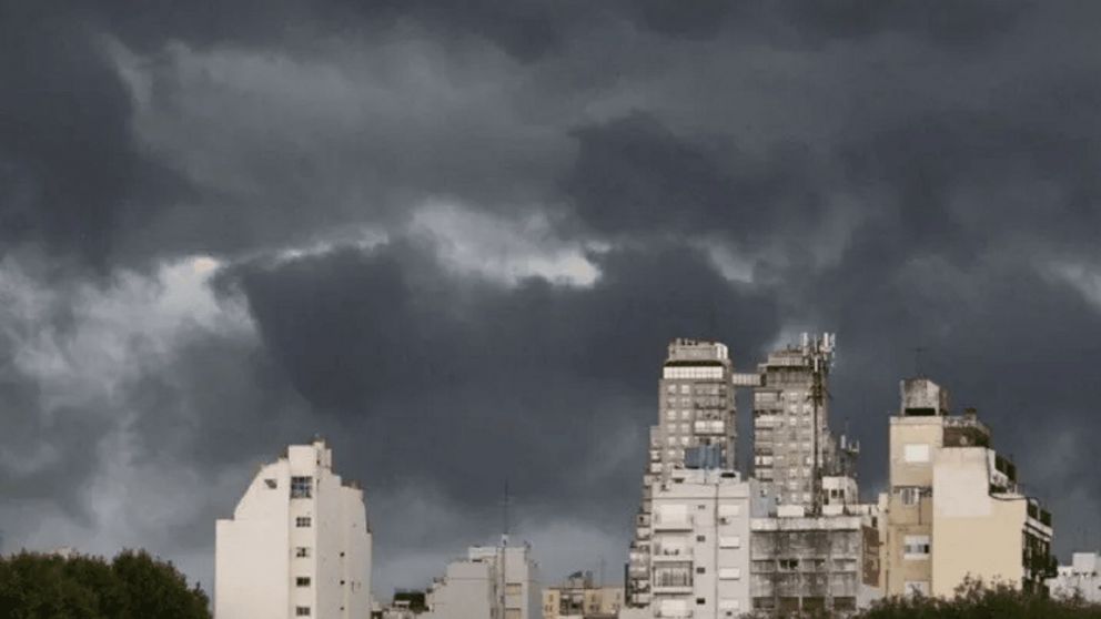 El Servicio Meteorológico Nacional prevé lluvias “por encima de lo normal” para lo que resta del año en Buenos Aires: ¿Y qué pasa con el calor?