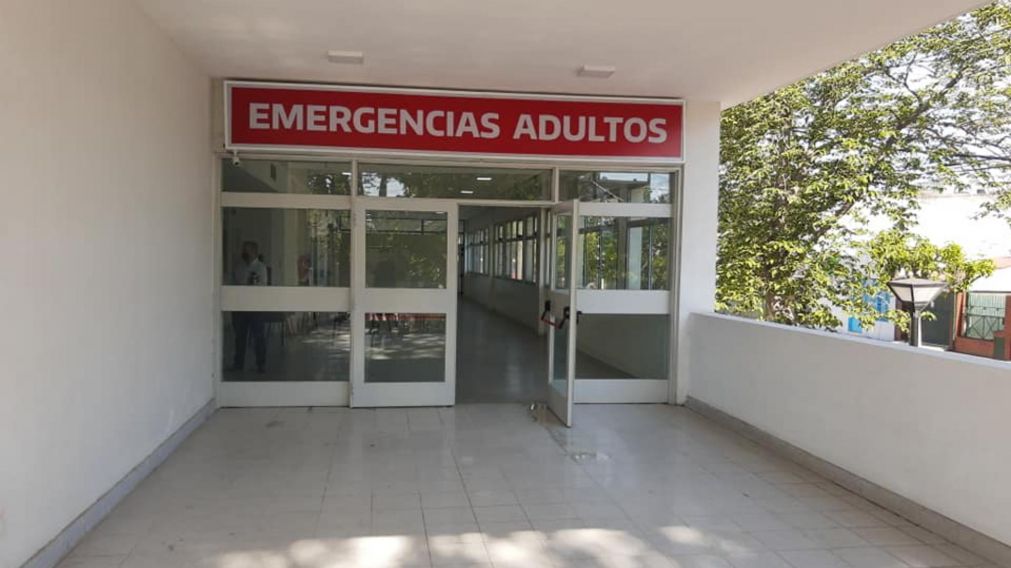 La v�ctima, de 44 a�os, fue asistida por los m�dicos tras recibir cinco proyectiles.