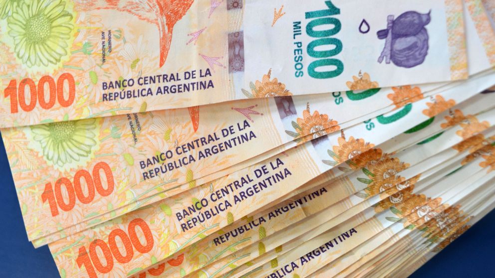 Sergio Massa y Fernanda Raverta presentaron este martes el nuevo refuerzo de 94 "lucas".