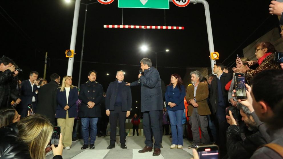 Sergio Massa junto a Fernando Grey en la inauguración en Monte Grande.