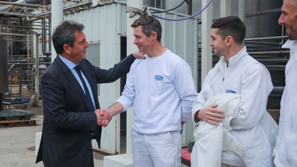 Sergio Massa anunció cambios para la cadena lechera en la provincia de Santa Fe.