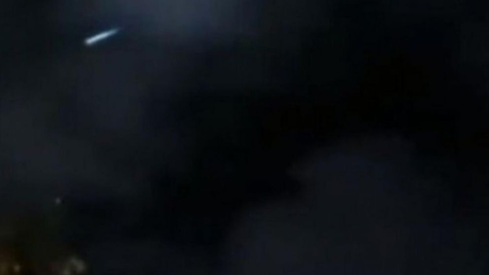 El fenómeno cruzó el cielo de Ecuador y causó conmoción (Captura de video).