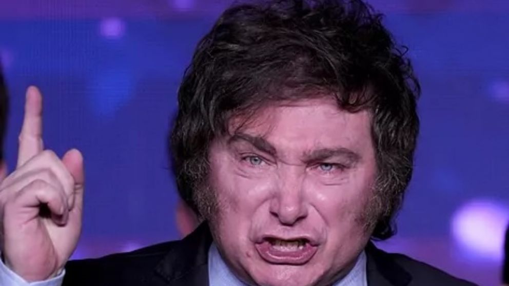 "Otro que ha sido derrotado", indicó Milei en referencia a Carlos Melconian.