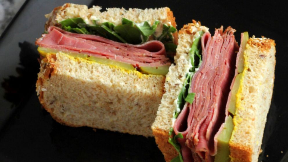 Prepará un delicioso sandwich de pastrami con esta increíble receta.