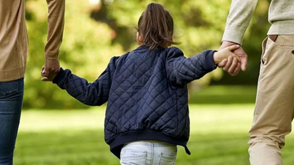 Adopción en Argentina: más de 2000 niños esperan ser adoptados.