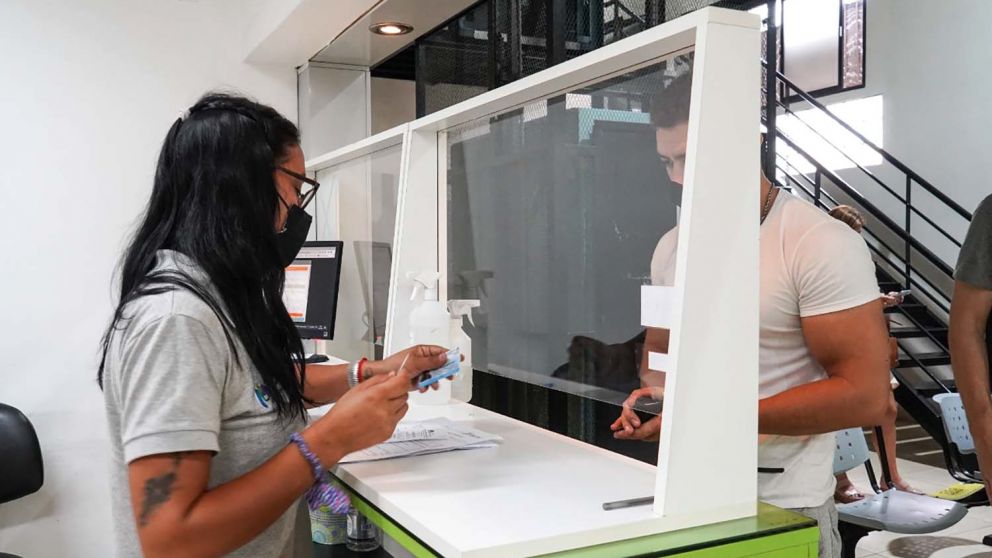 Anuncian nuevo requisito para sacar la licencia de conducir.