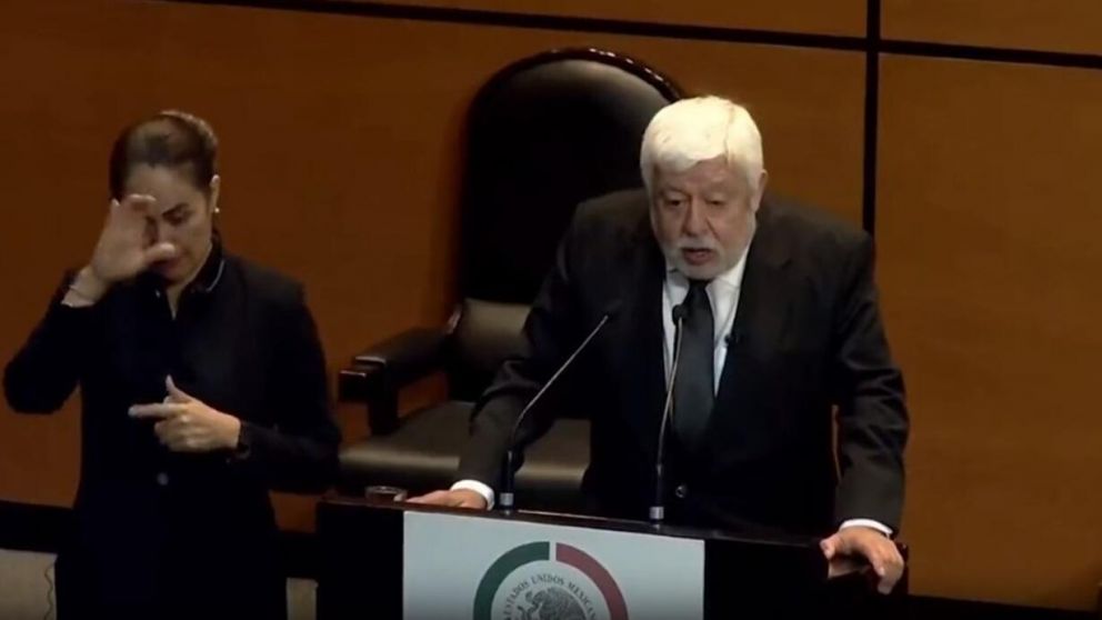 Jaime Maussan expuso a los extraterrestres en la C�mara de Diputados de M�xico (Captura de video).