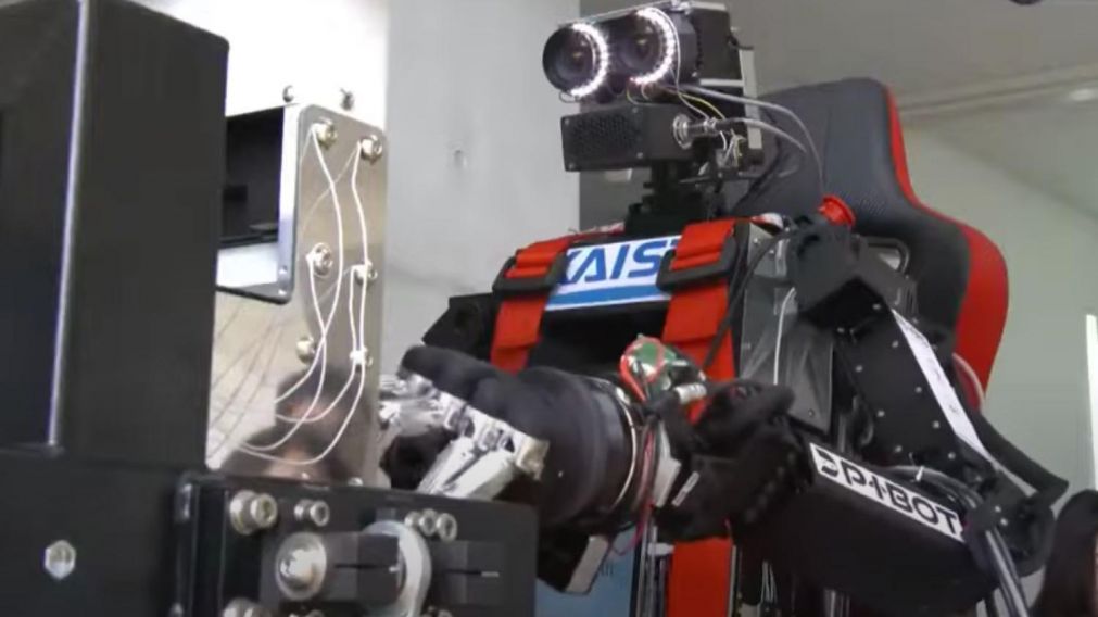 "PIBOT" será probado en breve con aviones reales (Twitter).