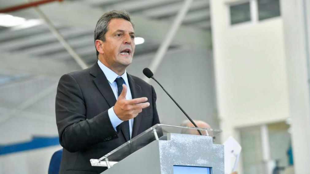 Sergio Massa dese� que "los diputados y diputadas cumplan con el compromiso de cuidar el salario de los trabajadores".