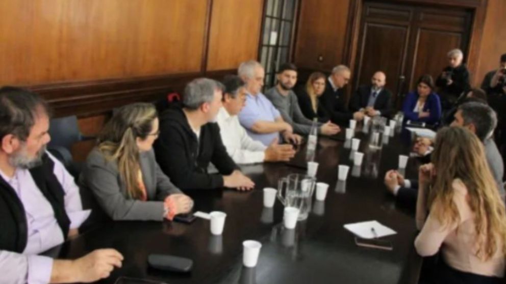 La reunión se llevó adelante en la sede del Ministerio de Trabajo (ATE).
