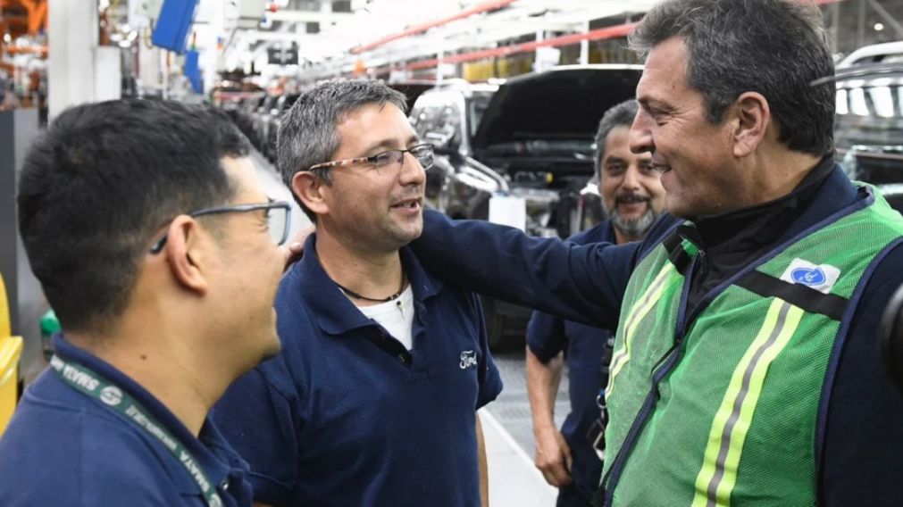 Sergio Massa modifica el Impuesto a las Ganancias y env�a un proyecto de ley al Congreso para eliminarlo.