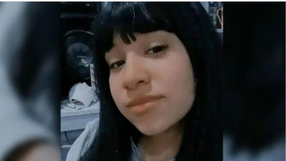 Amanda fue encontrada sin vida en el interior de la cucha de un perro.