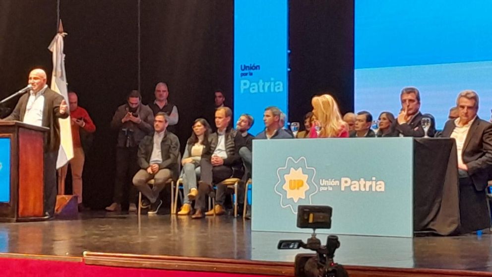 Juan Manzur, gobernador de Tucumán, durante el acto que se realizó este sábado en la capital provincial.
