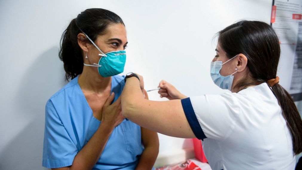 Fuentes del Ministerio de Salud de la provincia de Buenos Aires hablaron con Cr�nica e instaron a la poblaci�n a que se vacune.