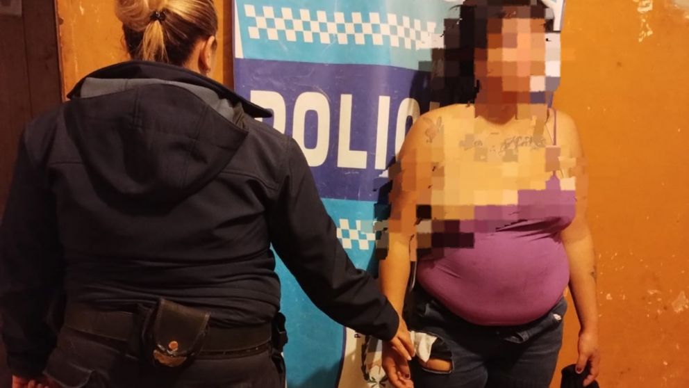 Indignante actitud de una mujer que lastimó a su bebé de apenas 8 meses.