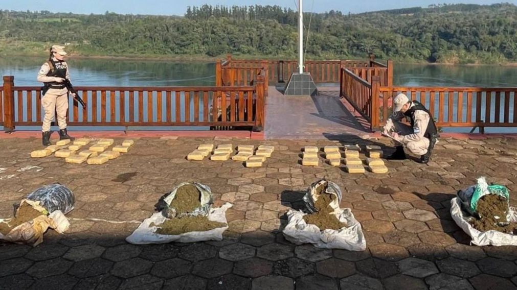 As�, Prefectura secuestr� 171 kilos de marihuana.