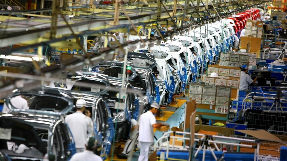 La industria es el motor del mundo (Imagen ilustrativa).