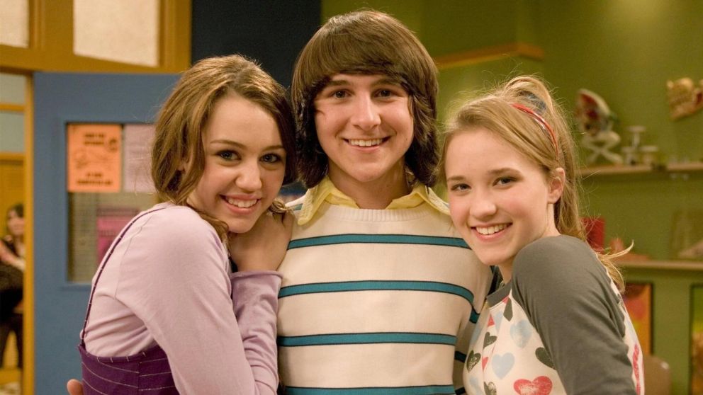 El actor de "Hannah Montana" Mitchel Musso fue detenido por robo y disturbios.