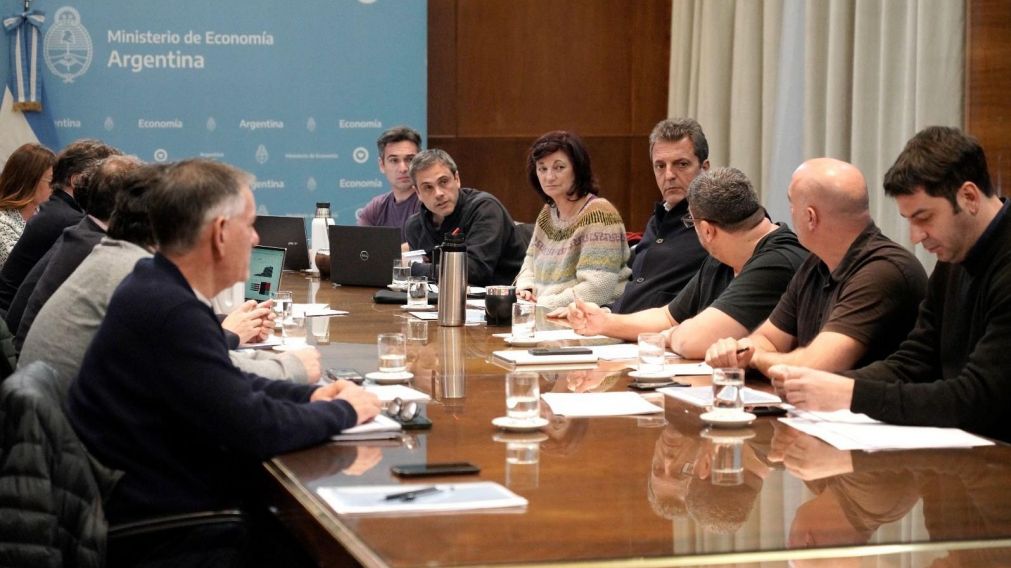 Funcionarios del Gabinete brindar�n m�s detalles de las medidas anunciadas por Sergio Massa (Archivo).