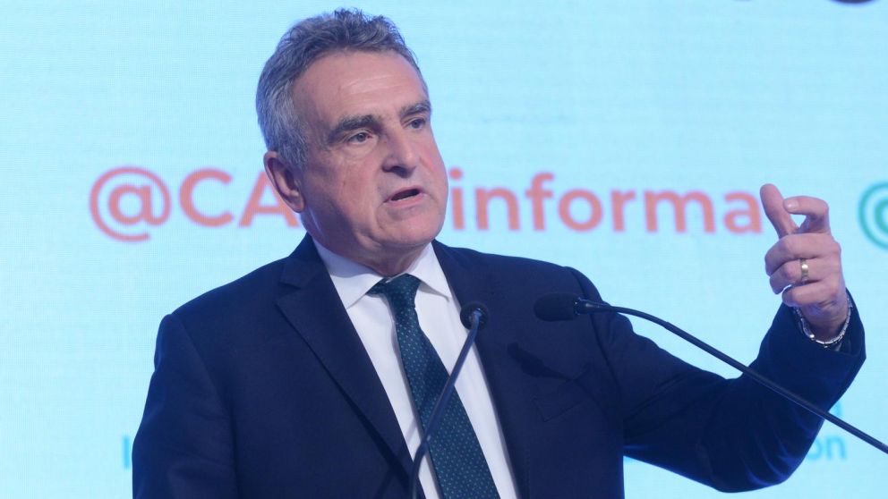 Agustín Rossi, jefe de Gabinete y candidato a vicepresidente de Unión por la Patria, habló ante el Consejo de las Américas (Crónica/Hernán Nersesian).