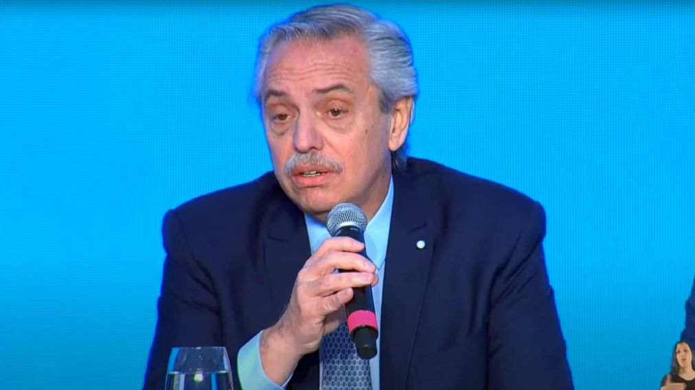 Alberto Fern�ndez anunci� que habr� medidas para "remediar los efectos que gener� la devaluaci�n".