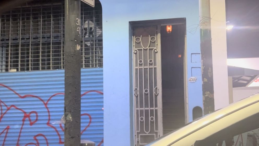 La propiedad denunciada que funcionaría como prostíbulo.