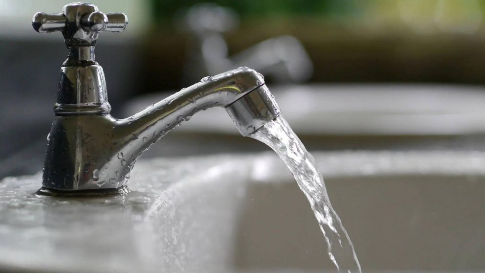 Temporal e inundaciones: aclaran que el agua de La Plata es potable y no sufrió contaminación.