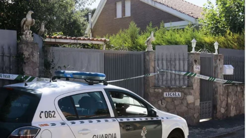 La casa donde un joven mató a sus tíos y sus primos en España.