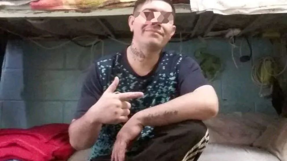 El agresor estuvo detenido por violencia de género, pero salió y atacó a la víctima.