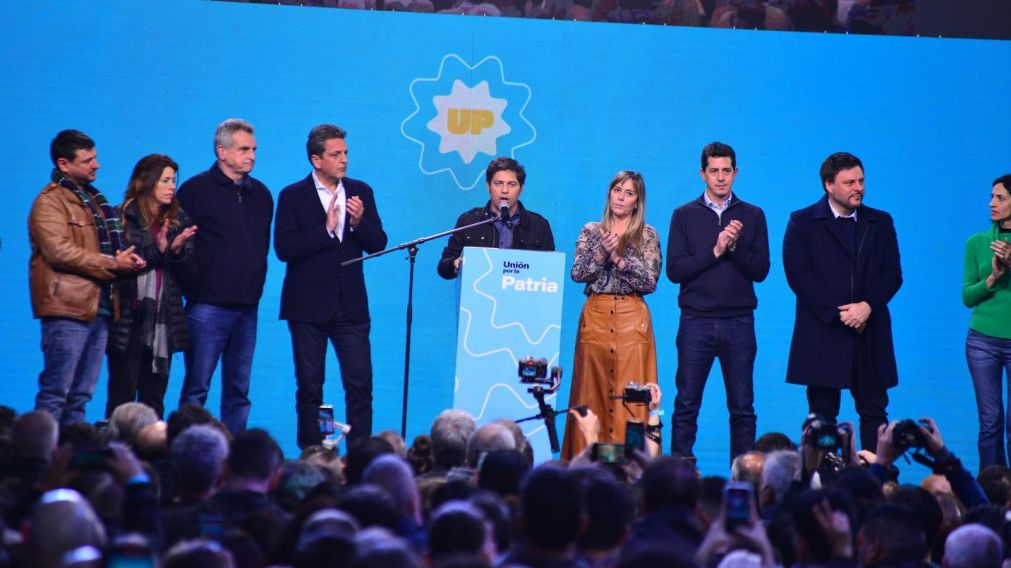Axel Kicillof habl� luego de su triunfo desde el b�nker de Uni�n por la Patria (Cr�nica/Jonatan Moreno).