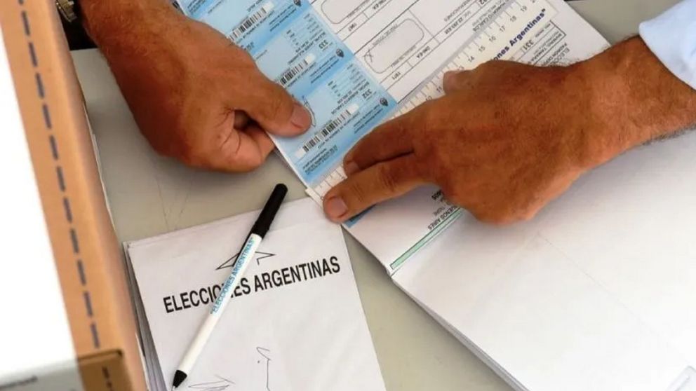 En caso de que los electores no realicen el trámite para justificar la falta al sufragio, serán multados económicamente.