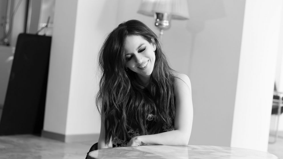 “La otra” es el último lanzamiento de Paty Cantú.