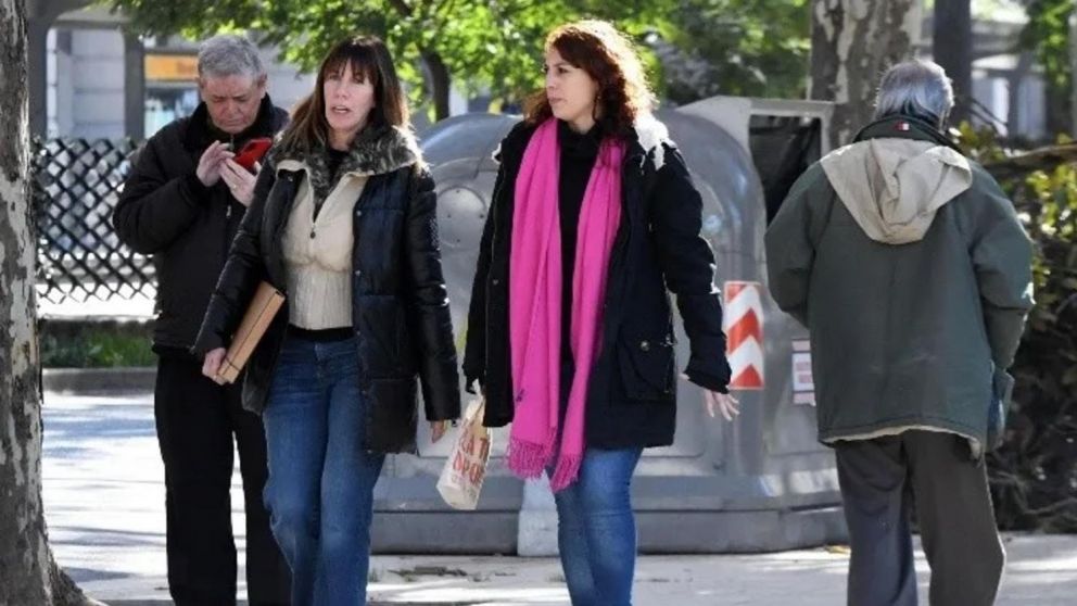 Este fin de semana habrá que abrigarse para salir a la calle. Nahuel Ventura.