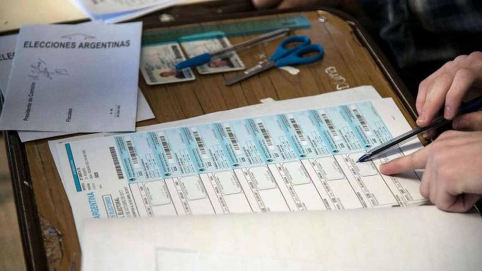 La población de 18 a 70 años está obligada a votar aunque hay excepciones (Imagen ilustrativa).