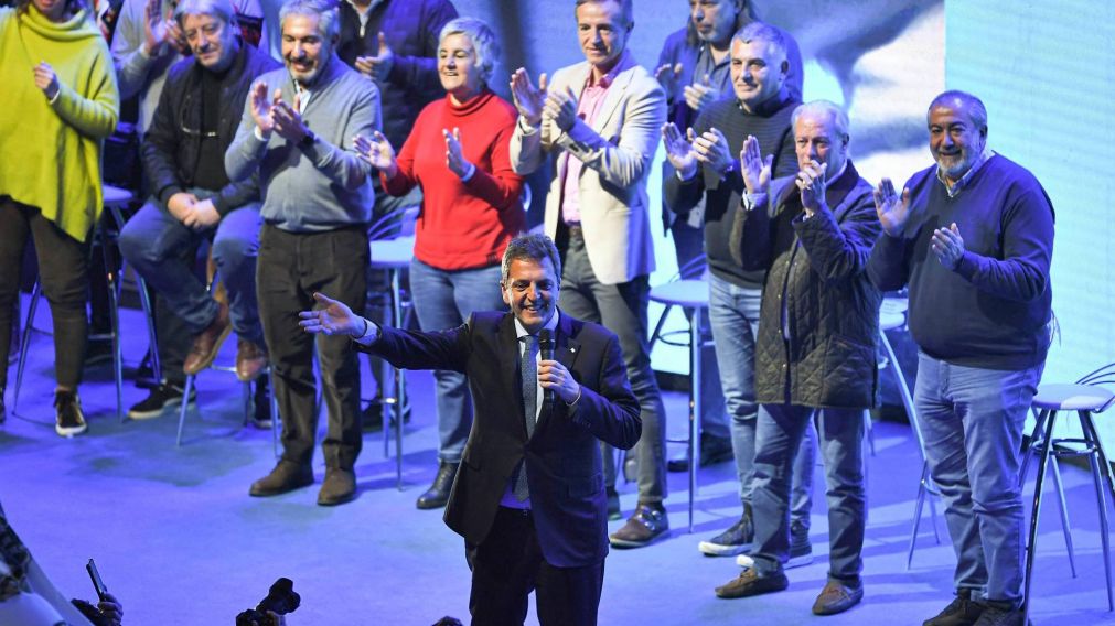 Sergio Massa ante la CGT: "El domingo se empieza a discutir a qué Argentina vamos".