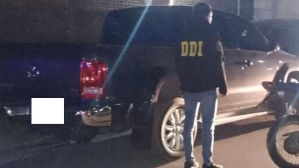 Este es el vehículo que fue recuperado por las autoridades.