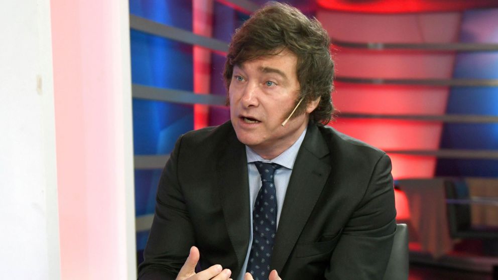 Javier Milei: la tercera vía electoral (Crónica).