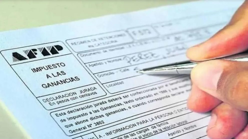El Gobierno difundió el nuevo piso para la aplicación del Impuesto a las Ganancias (Archivo/Télam).