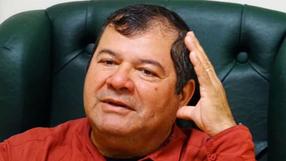 Emerenciano Sena  escribi� una carta y su defensa present� un video.