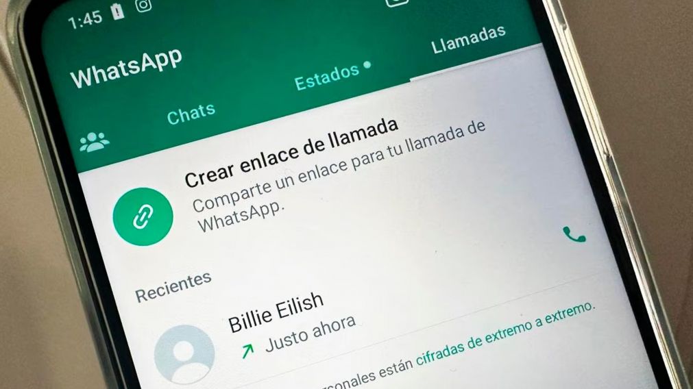 Este es el truco de WhatsApp para borrar el registro de llamadas y videollamadas.