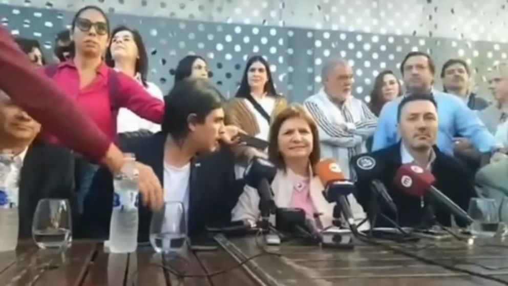 Patricia Bullrich vivió un tenso momento en San Luis.