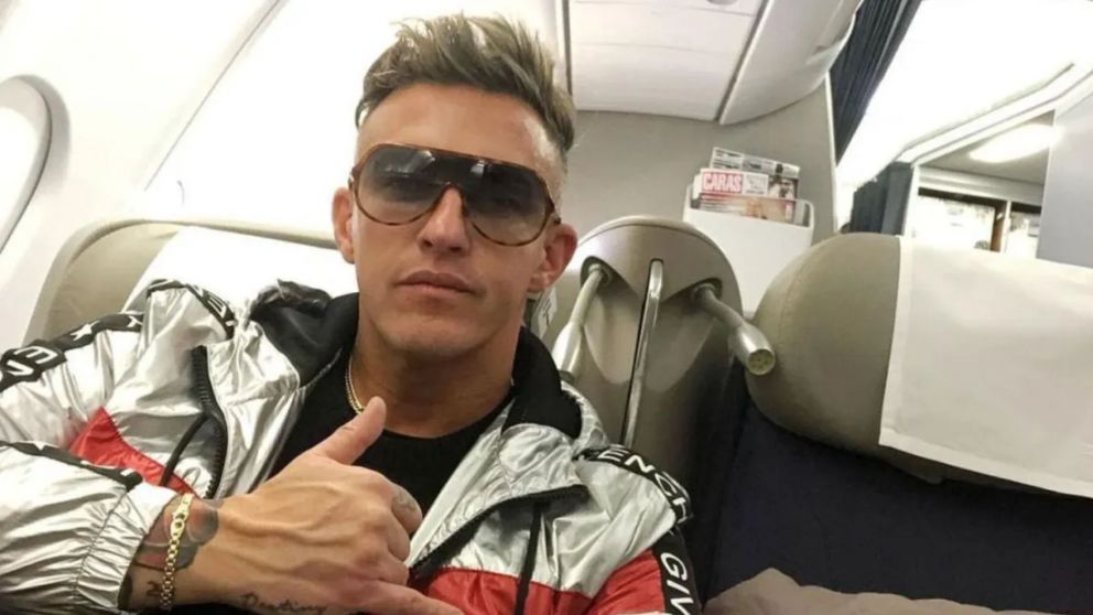 Un amigo de Fernando P�rez Algaba dijo que planeaba viajar a Barcelona.