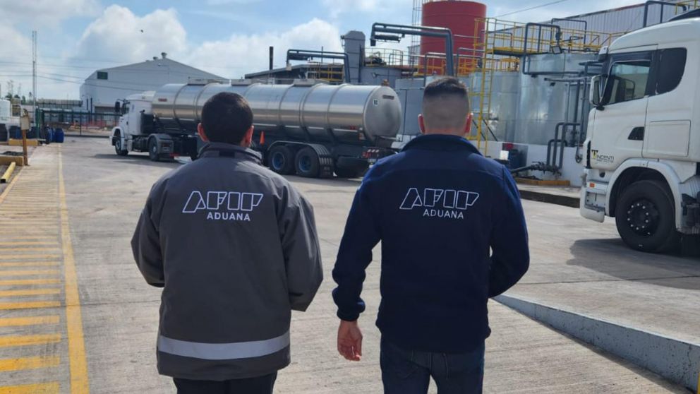 La investigaci�n de la Aduana, adem�s, detect� que la proveedora argentina ten�a vinculaci�n con la firma destinataria chilena.