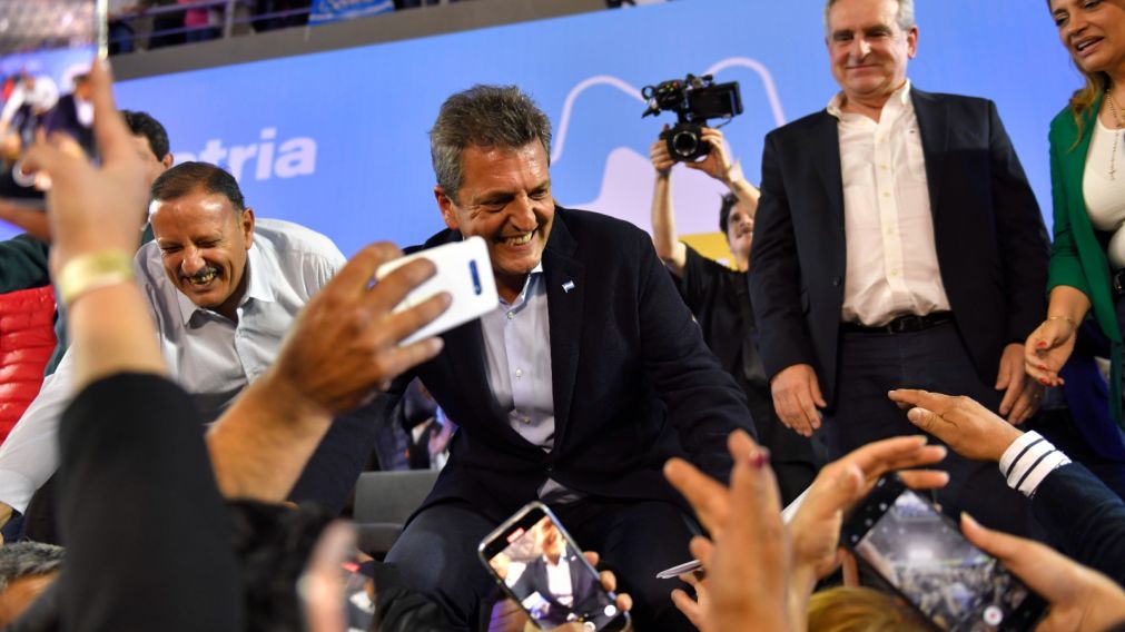 Sergio Massa continúa la "Gira Federal" por el centro del país.