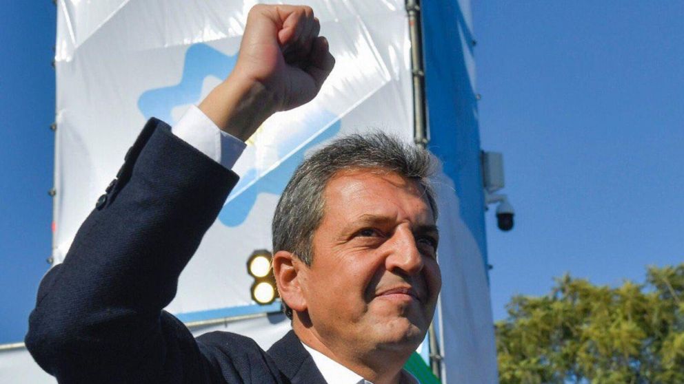 Sergio Massa, ministro de Economía y precandidato presidencial de Unión por la Patria, durante su último paso por Tucumán (Gentileza @SergioMassa).