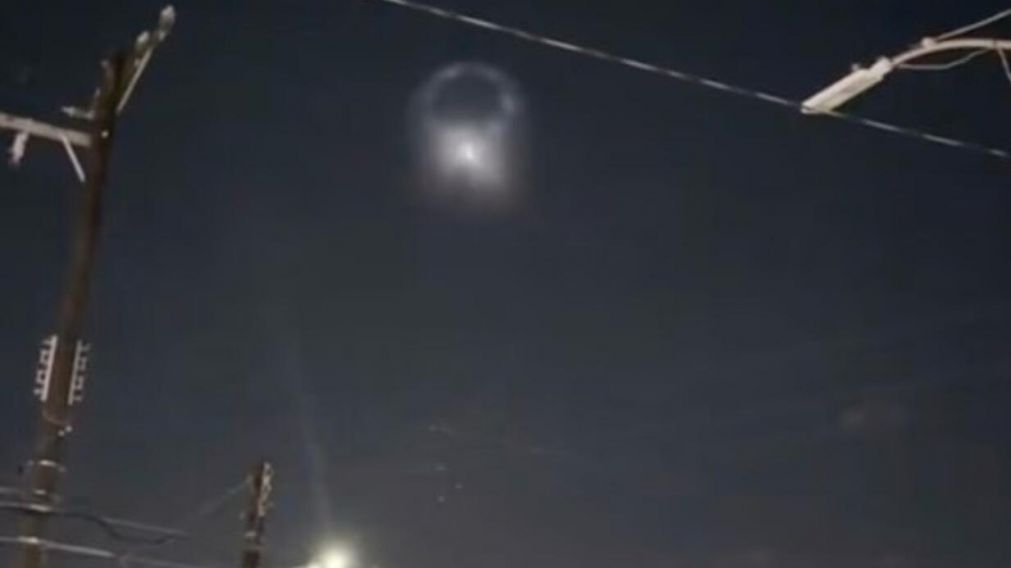 El extraño objeto fue visto en México (Captura de video).