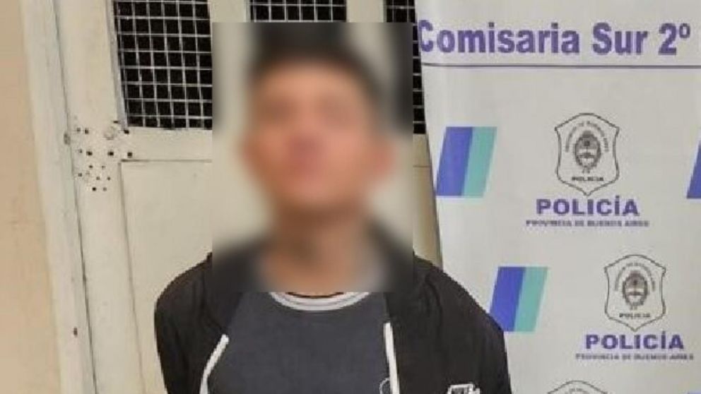 Este es uno de los asaltantes que terminó arrestado por los investigadores.