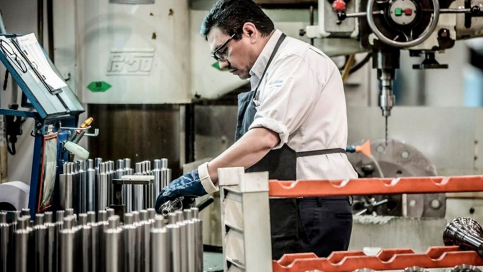 Representantes de pymes destacaron que las medidas "ayudan a la generación de valor de las empresas".